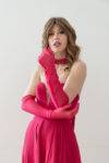 Abito décolleté con stola con gioiello Fabiana Ferri