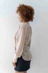 Camicia con colletto asimmetrico e rouches SOLOTRE (3)