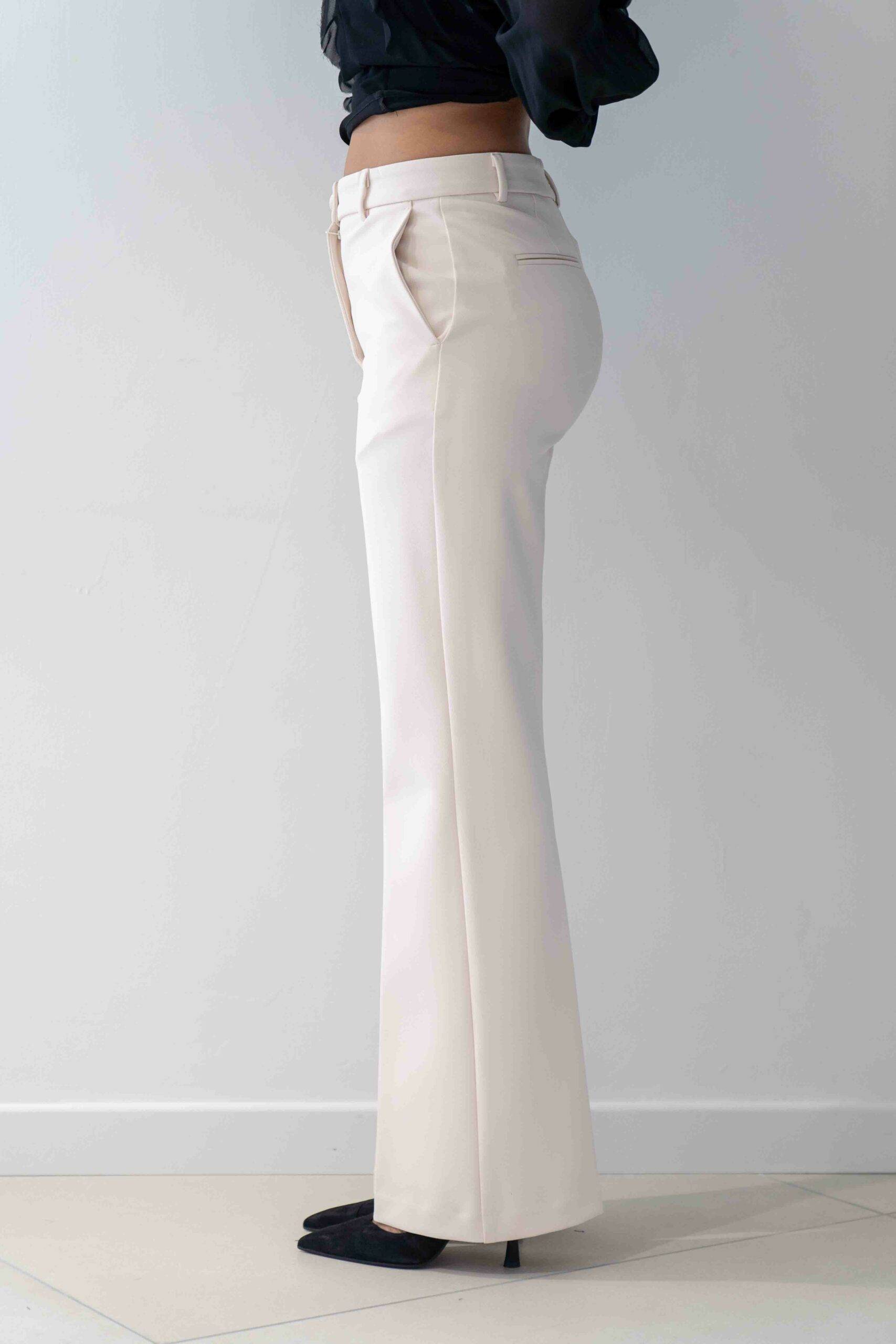 Pantalone flare con tasche francesi SOLOTRE (3) Pantalone flare con tasche francesi SOLOTRE (3)