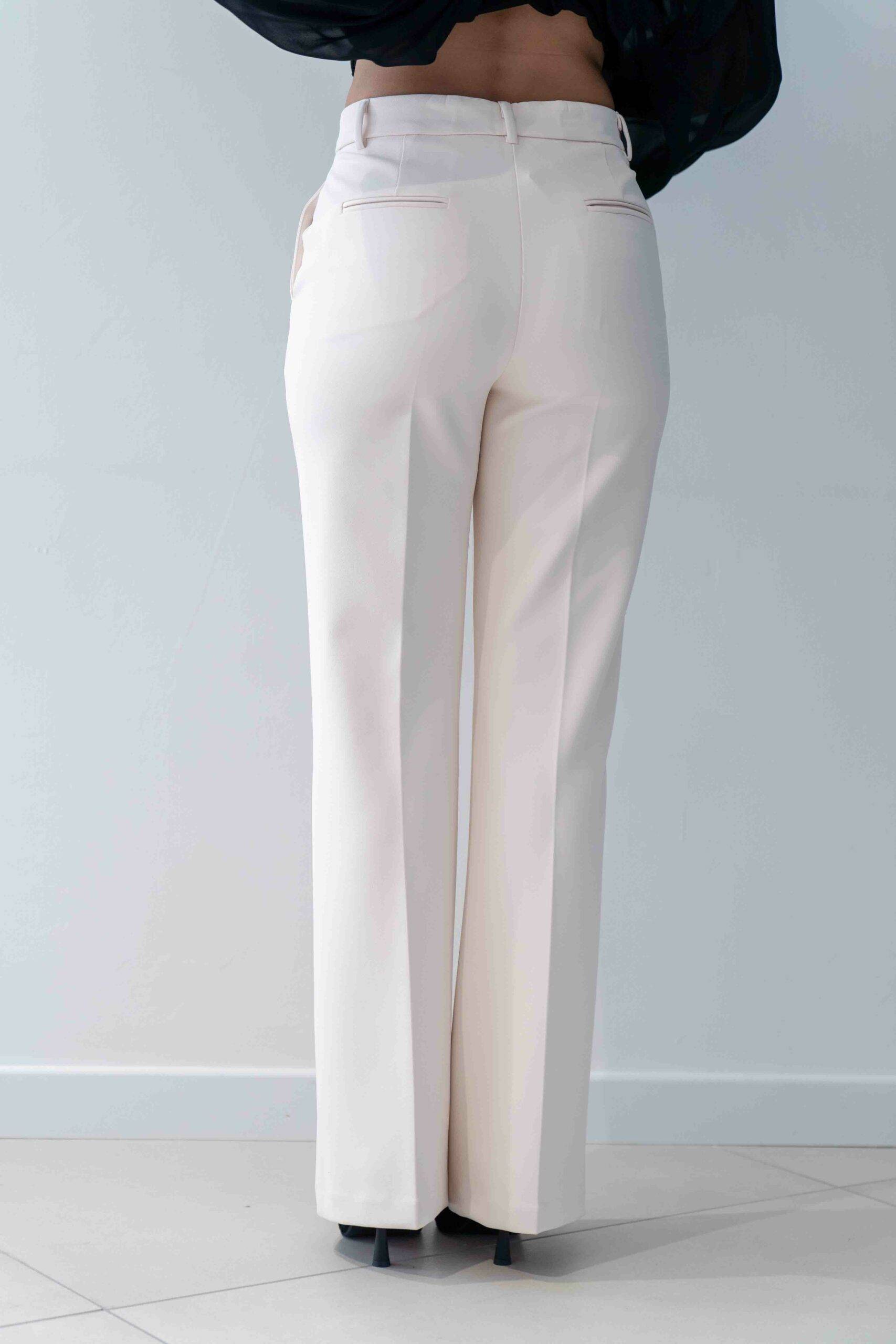Pantalone flare con tasche francesi SOLOTRE (4) Pantalone flare con tasche francesi SOLOTRE (4)