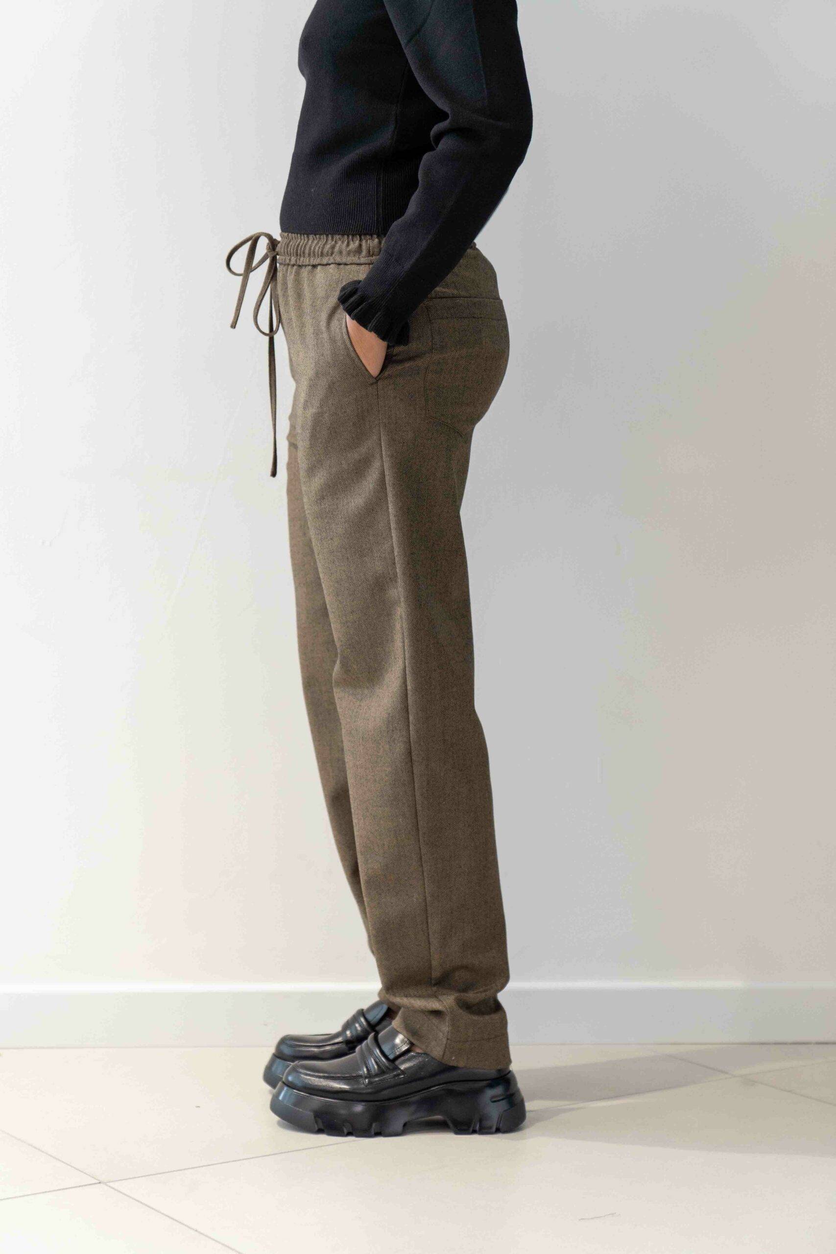 Pantaloni con coulisse micro spigato SOLOTRE (3) Pantaloni con coulisse micro spigato SOLOTRE (3)