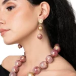 Orecchini balls in acrilico Mya Accessories1