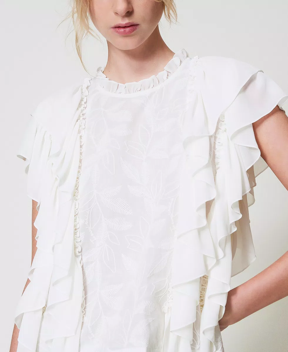Blusa in mussola con volant e ricamo Twinset Actitude4 Blusa in mussola con volant e ricamo Twinset Actitude4