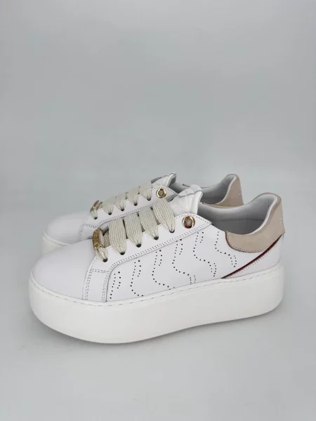 Sneakers in pelle con plateau Janet & Janet