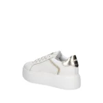 Sneakers in pelle con plateau e dettagli Janet & Janet