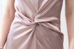 Abito lungo satin con nodo Alysi (2)