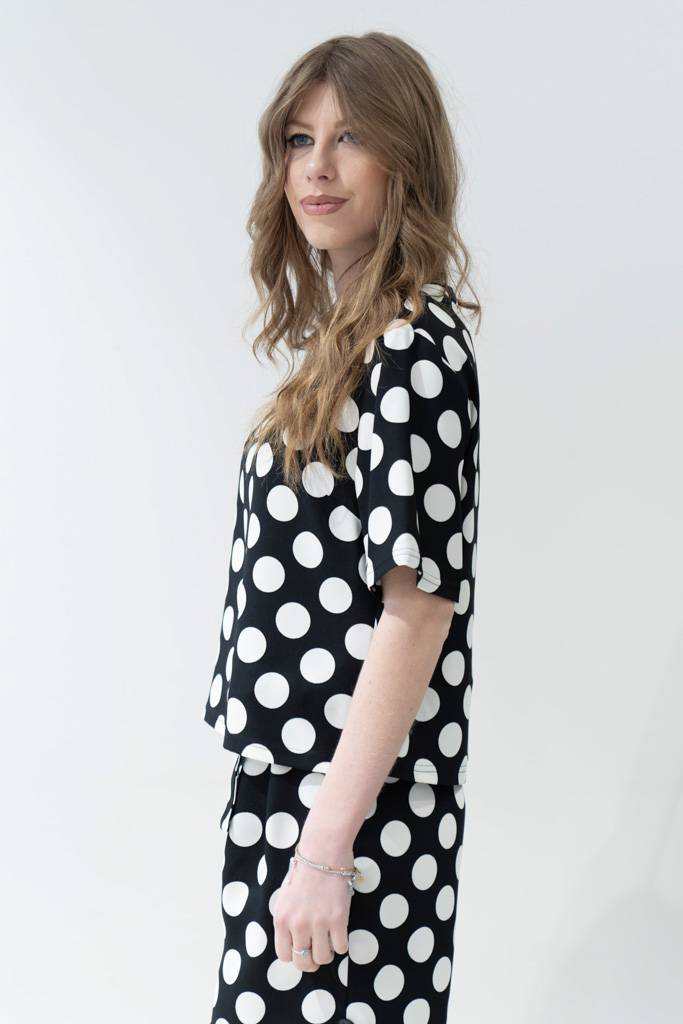 Blusa maniche corte a pois Caractére (2) Blusa maniche corte a pois Caractére (2)