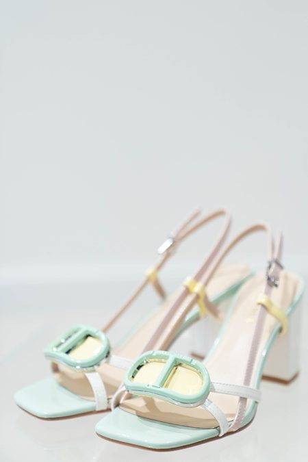 Sandalo in vernice con Oval T Twinset (1)