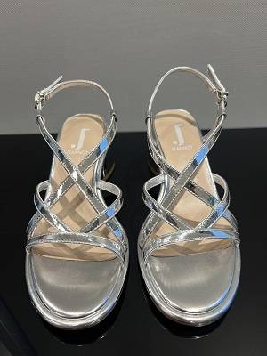 Sandalo specchiato in vernice Jeannot (3) Sandalo specchiato in vernice Jeannot (3)