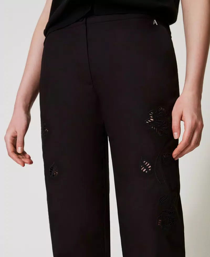 Pantaloni chino con ricamo Twinset Actitude4 Pantaloni chino con ricamo Twinset Actitude4