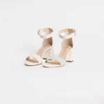 Sandali con tacco largo Divine Follie burro