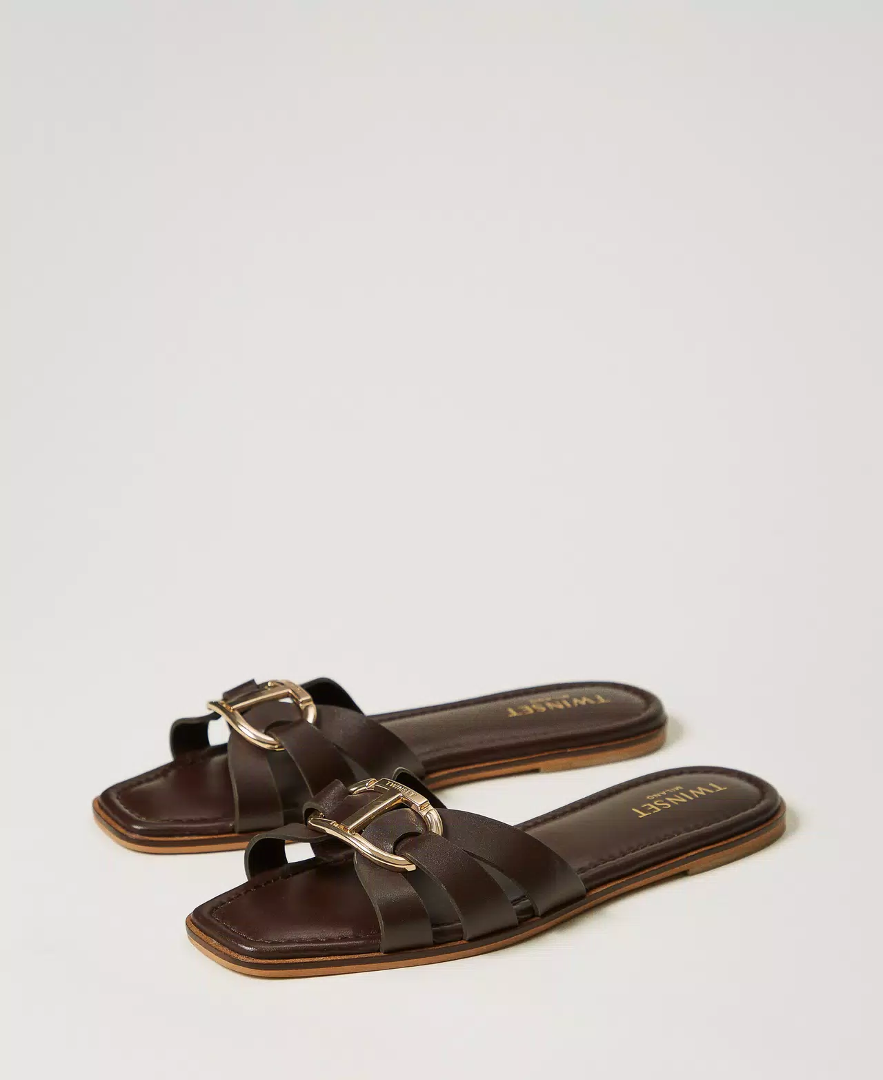Sandali slide in pelle con Oval T1 Sandali slide in pelle con Oval T1