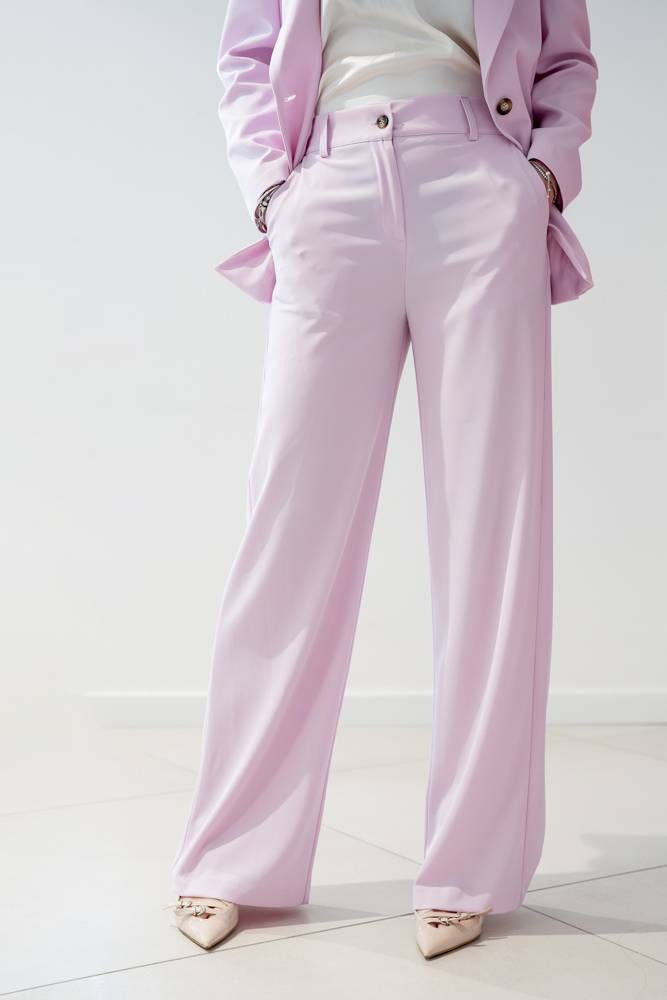 Pantaloni gamba dritta con elastico Vicolo (4) Pantaloni gamba dritta con elastico Vicolo (4)
