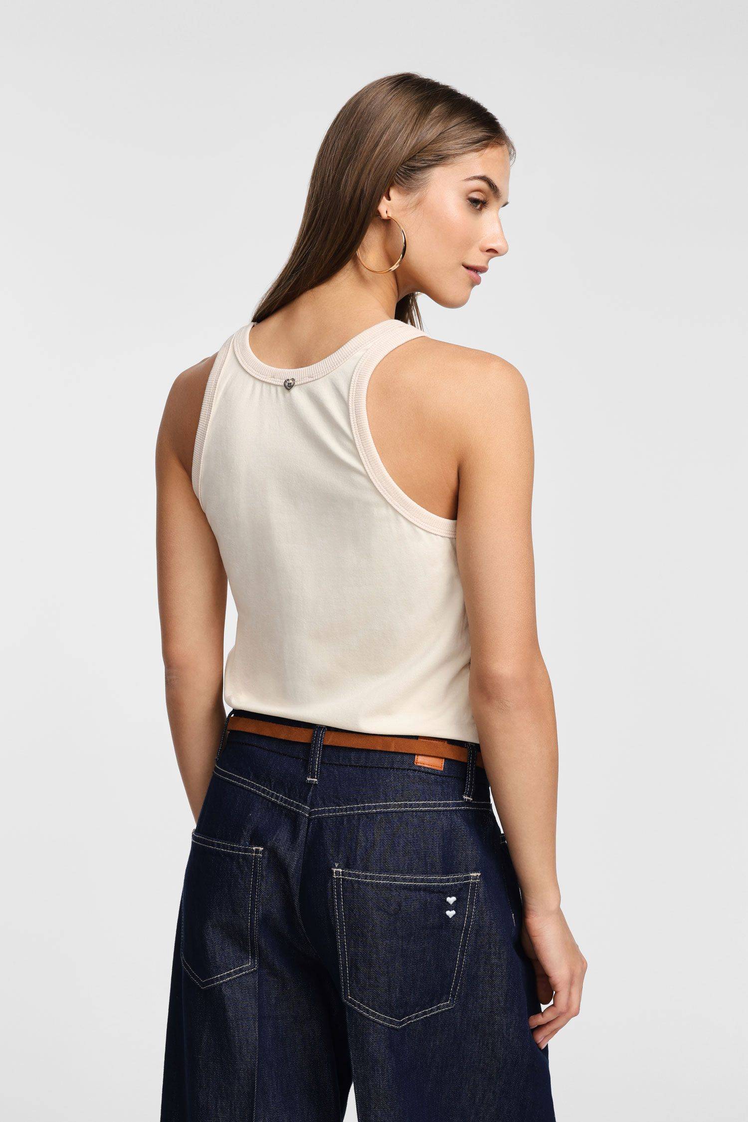 TrendyFashion Top Donna Maniche Corte Con Spalle Scoperte E Stampa Floreale – Casual, Baggy, Girocollo – Colori: Crema, Nero, Bianco