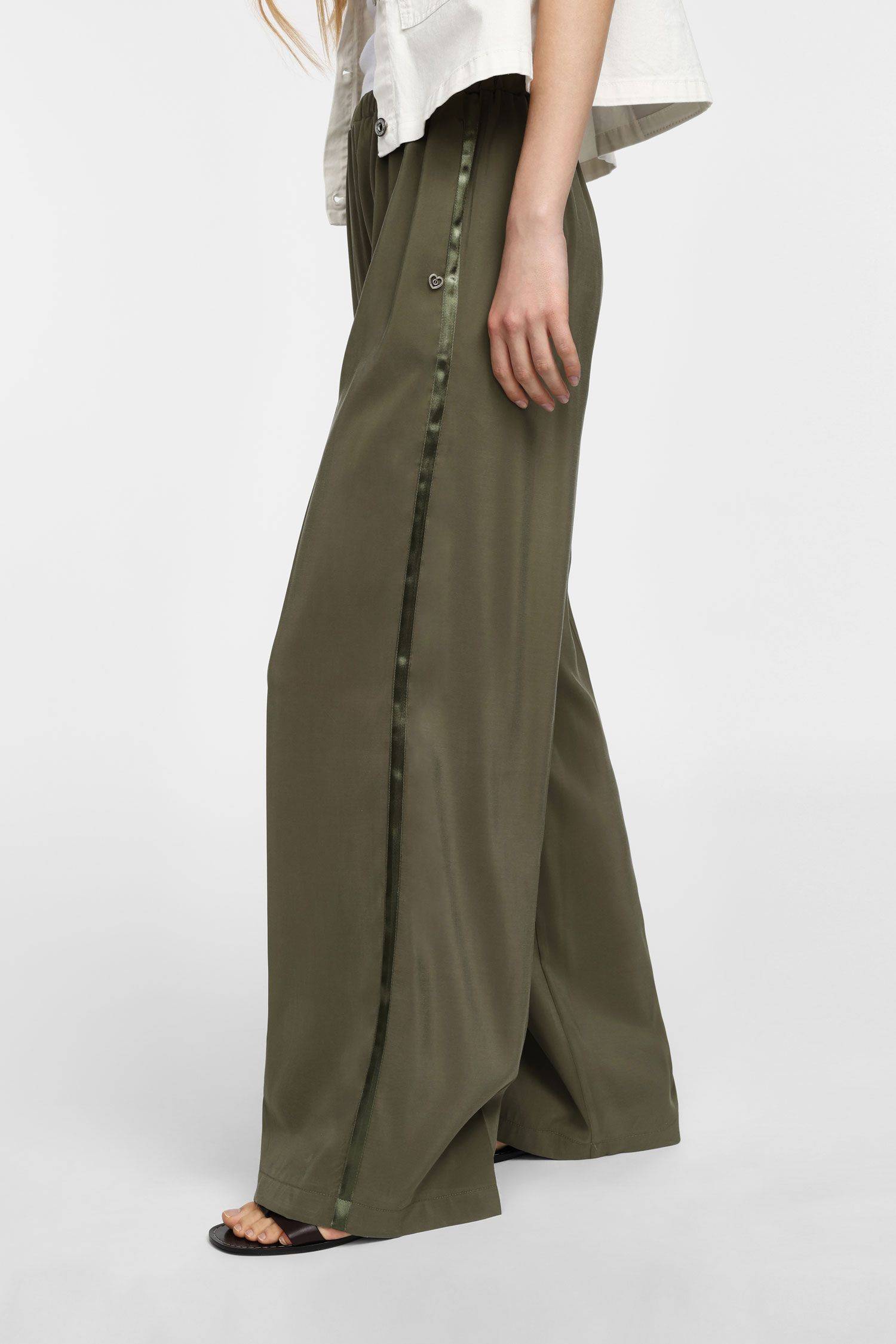 Pantaloni a gamba larga tinta unita Please 1 Pantaloni a gamba larga tinta unita Please 1