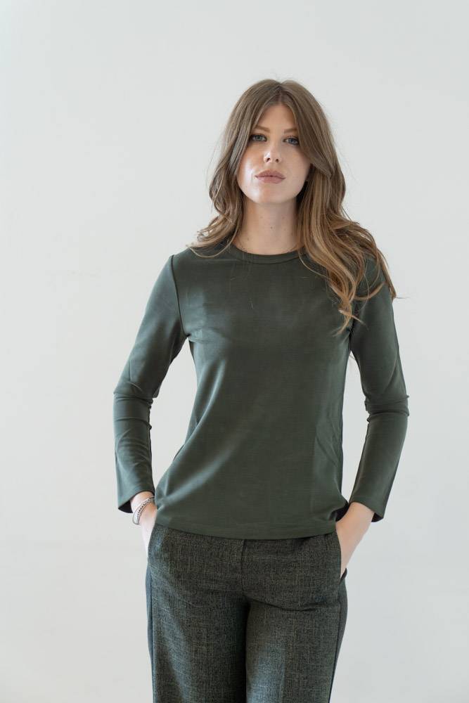 T shirt girocollo manica lunga Diana Gallesi (2) T shirt girocollo manica lunga Diana Gallesi (2)