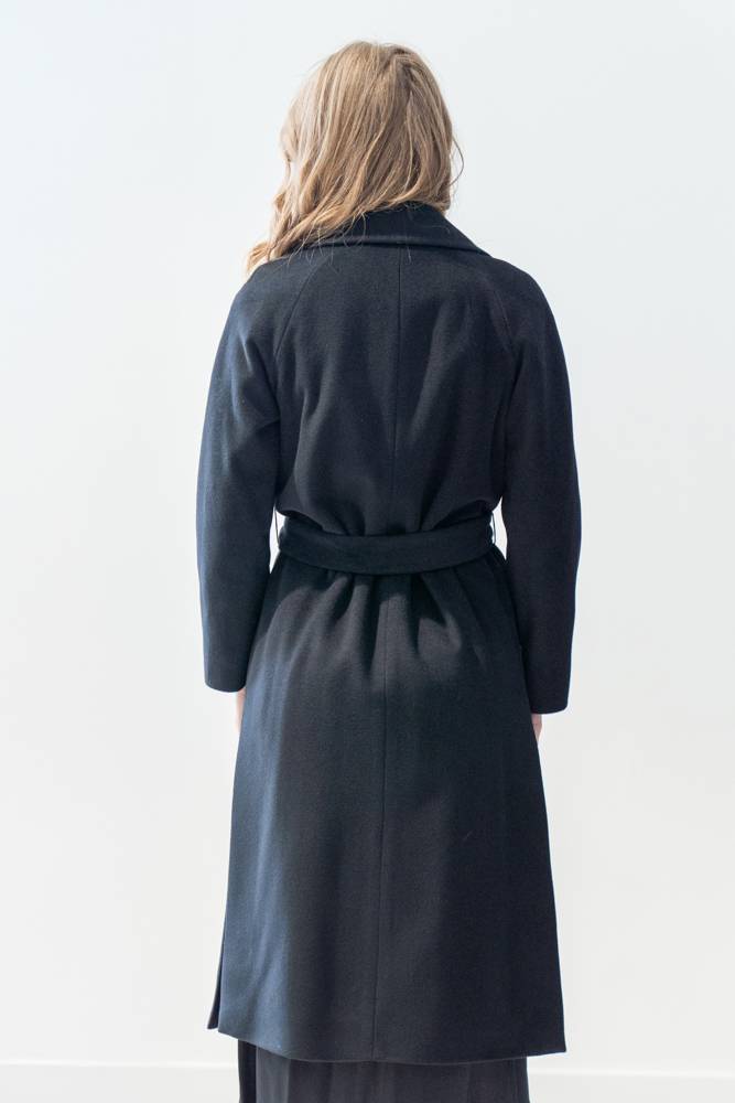 Cappotto lungo a vestaglia Chiarulli (1) Cappotto lungo a vestaglia Chiarulli (1)