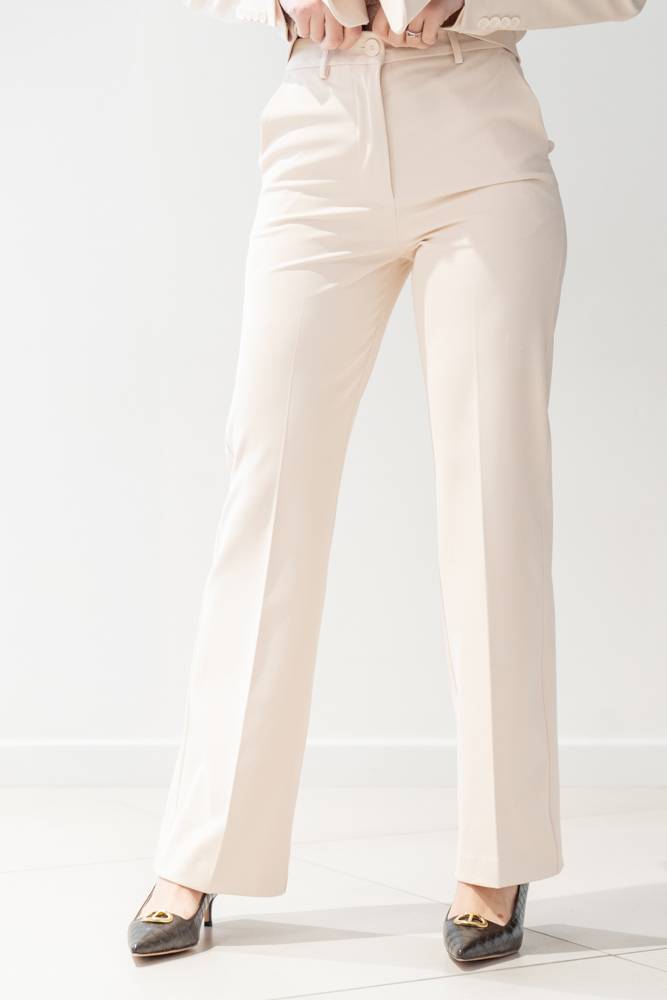 Pantaloni dritti con tasche Solotre (5) Pantaloni dritti con tasche Solotre (5)