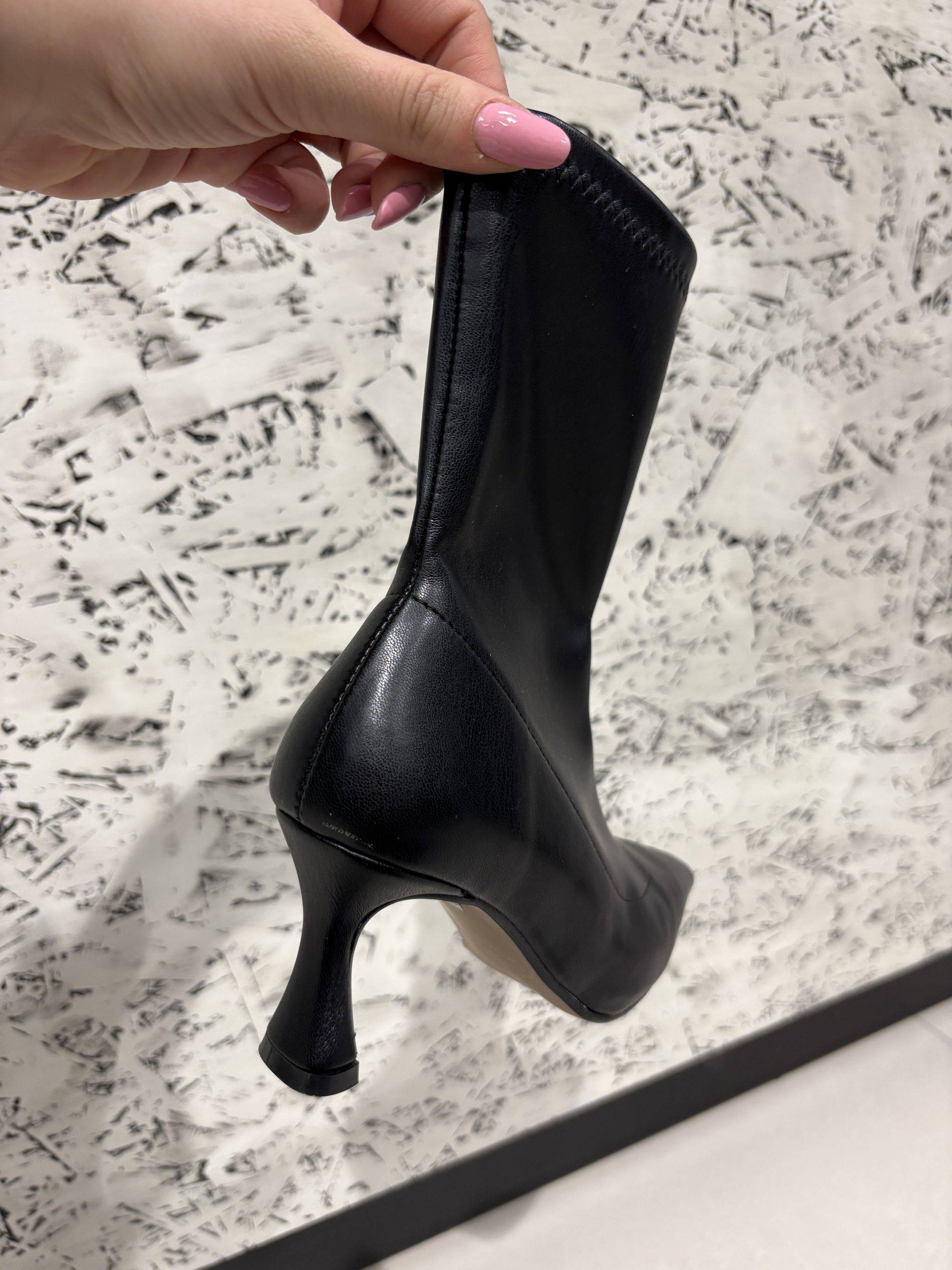 Stivaletto in nappa elasticizzato Divine Follie (2) Stivaletto in nappa elasticizzato Divine Follie (2)