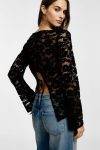 Blusa in pizzo velluto con schiena scoperta Please 1