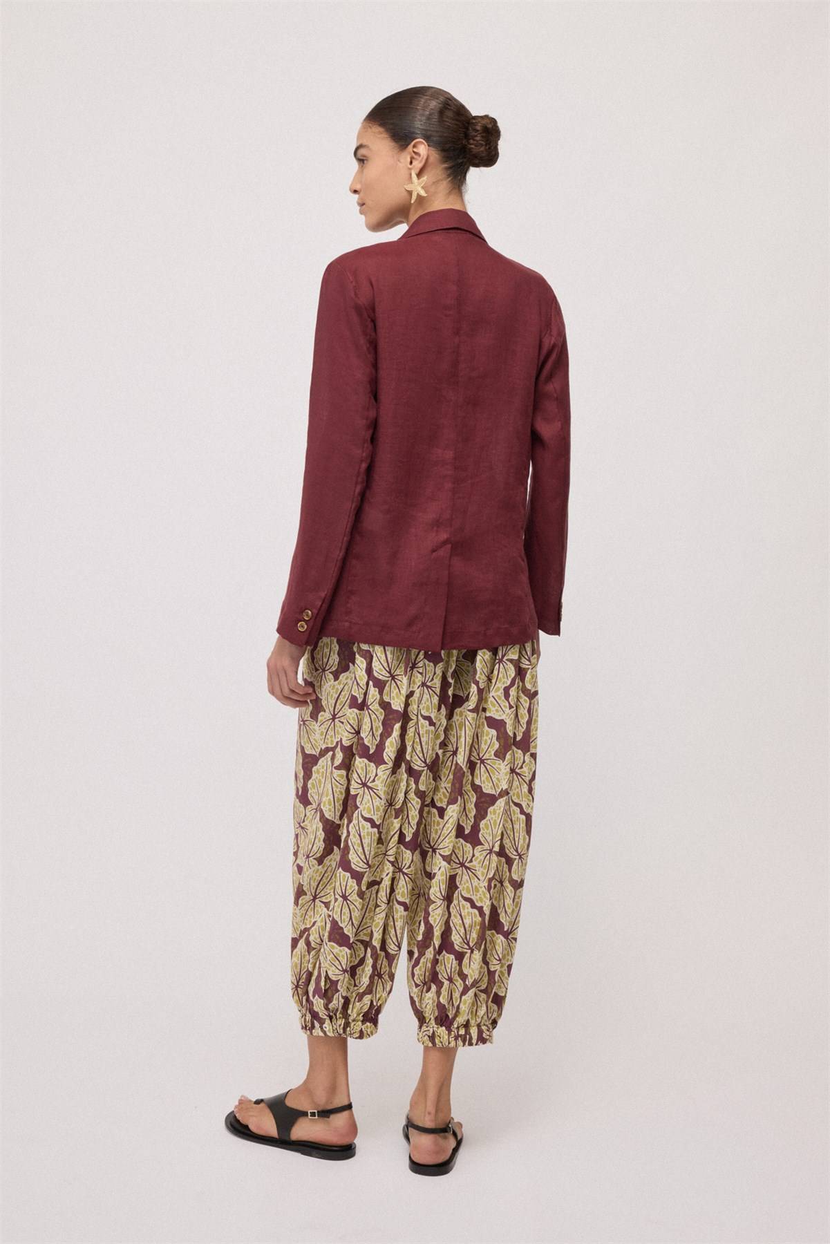 Blazer monopetto in lino Ottod’Ame 1 Blazer monopetto in lino Ottod'Ame 1