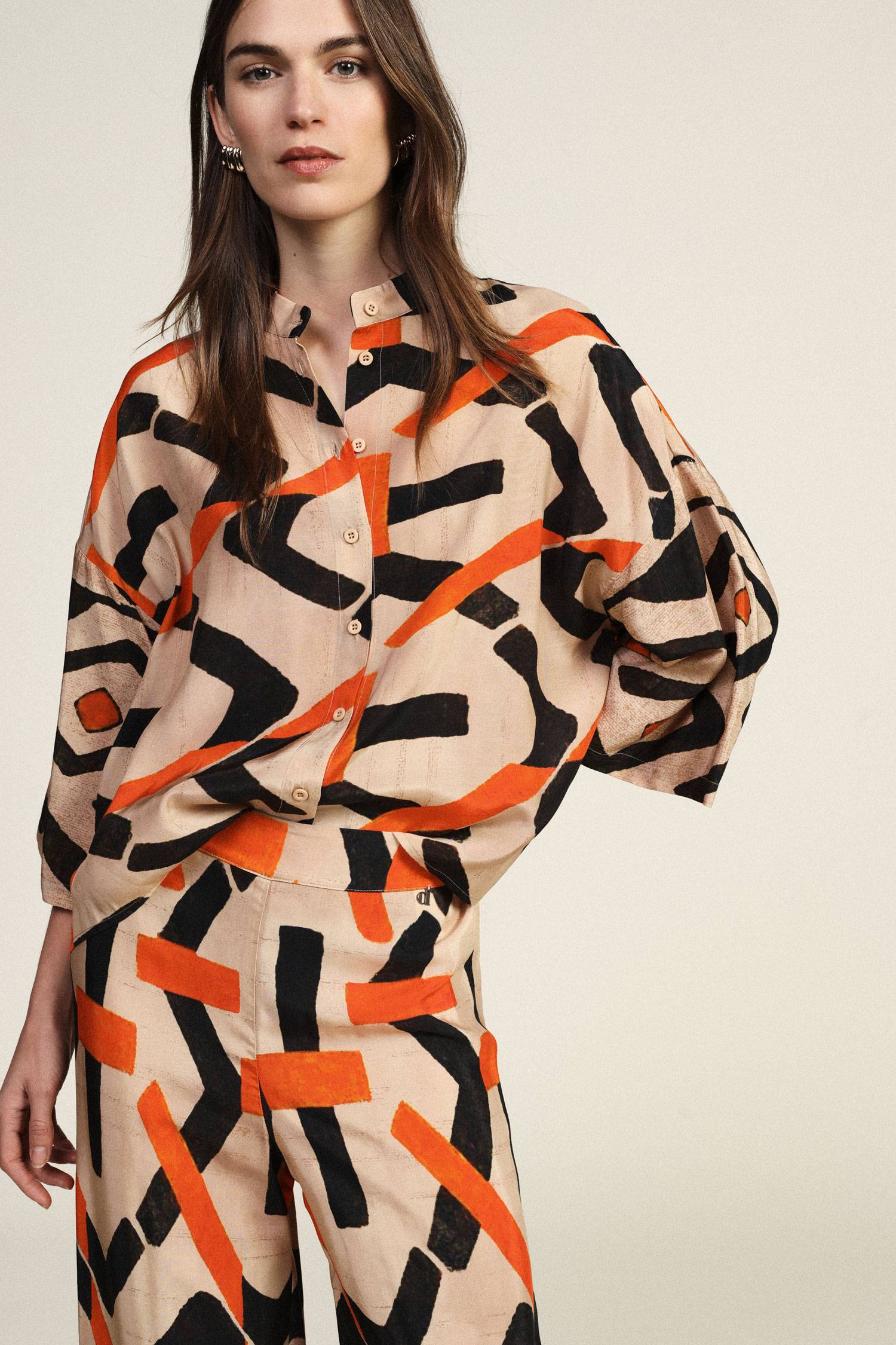 Camicia stampa geometrica maniche ampie Dixie 1 Camicia stampa geometrica maniche ampie Dixie 1