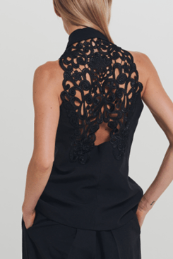 Gilet con pizzo macramé Milva.Mi Gilet con pizzo macramé Milva.Mi