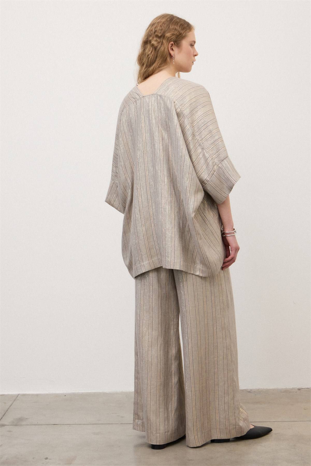 Kimono gessato laminato Ottod’Ame 1 Kimono gessato laminato Ottod'Ame 1