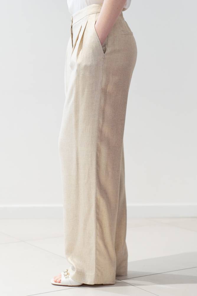 Pantaloni laminati con pinces Ottod’Ame (3) Pantaloni laminati con pinces Ottod'Ame (3)