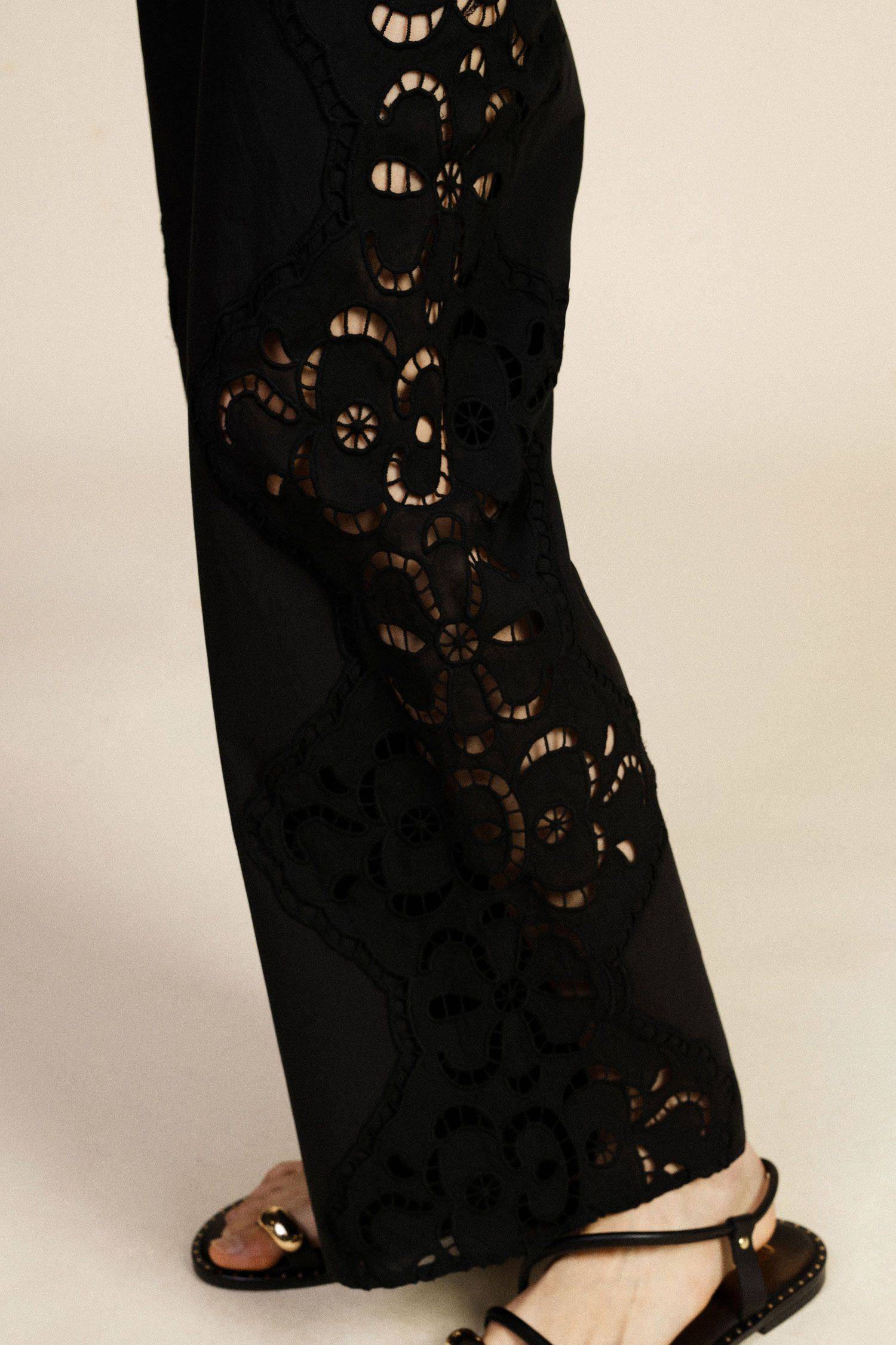 Pantaloni palazzo con ricamo traforato Dixie 1 Pantaloni palazzo con ricamo traforato Dixie 1