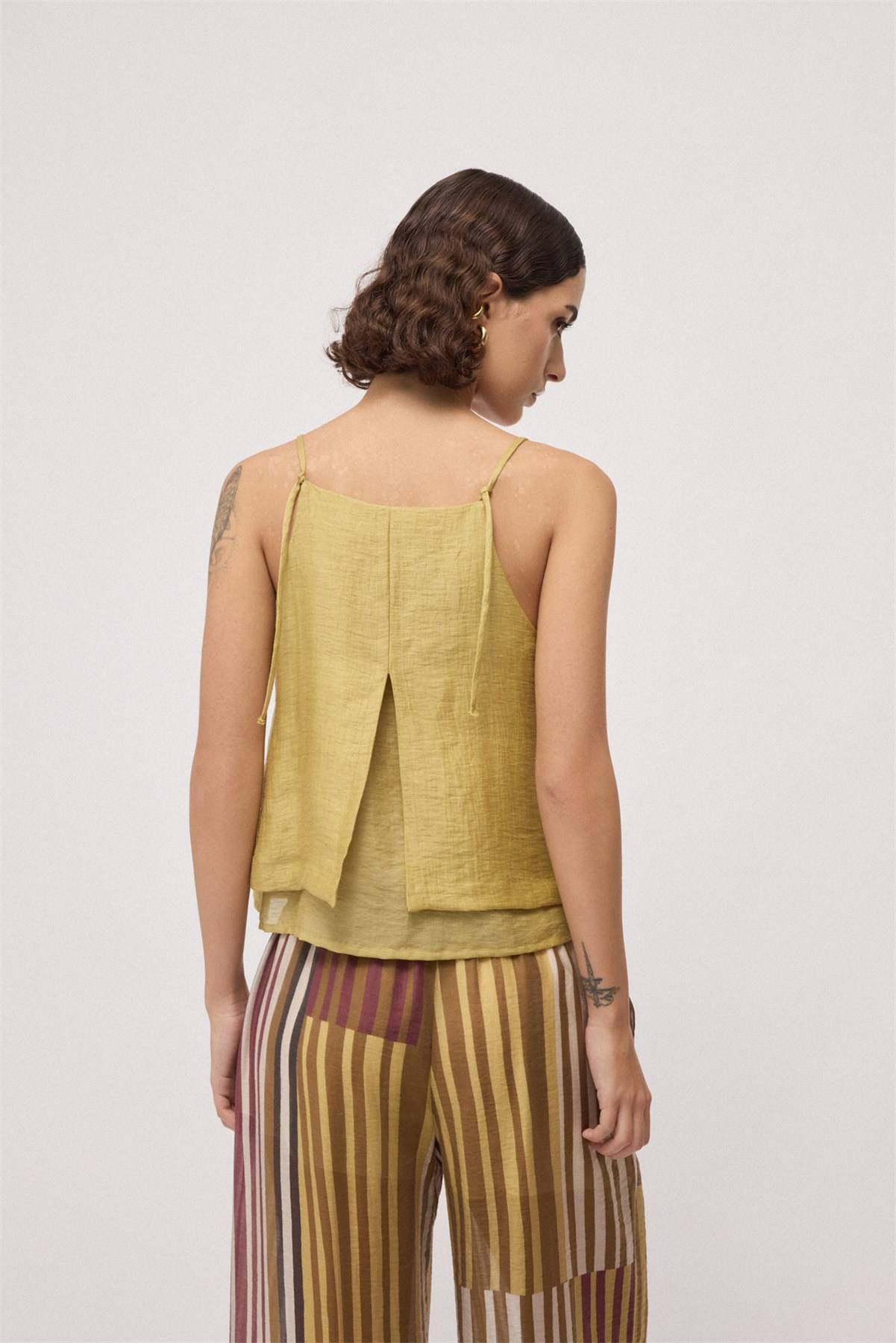 Top doppiato con pietre Ottod’Ame 1 Top doppiato con pietre Ottod'Ame 1