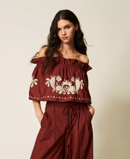 Top in popeline con ricamo Twinset 0