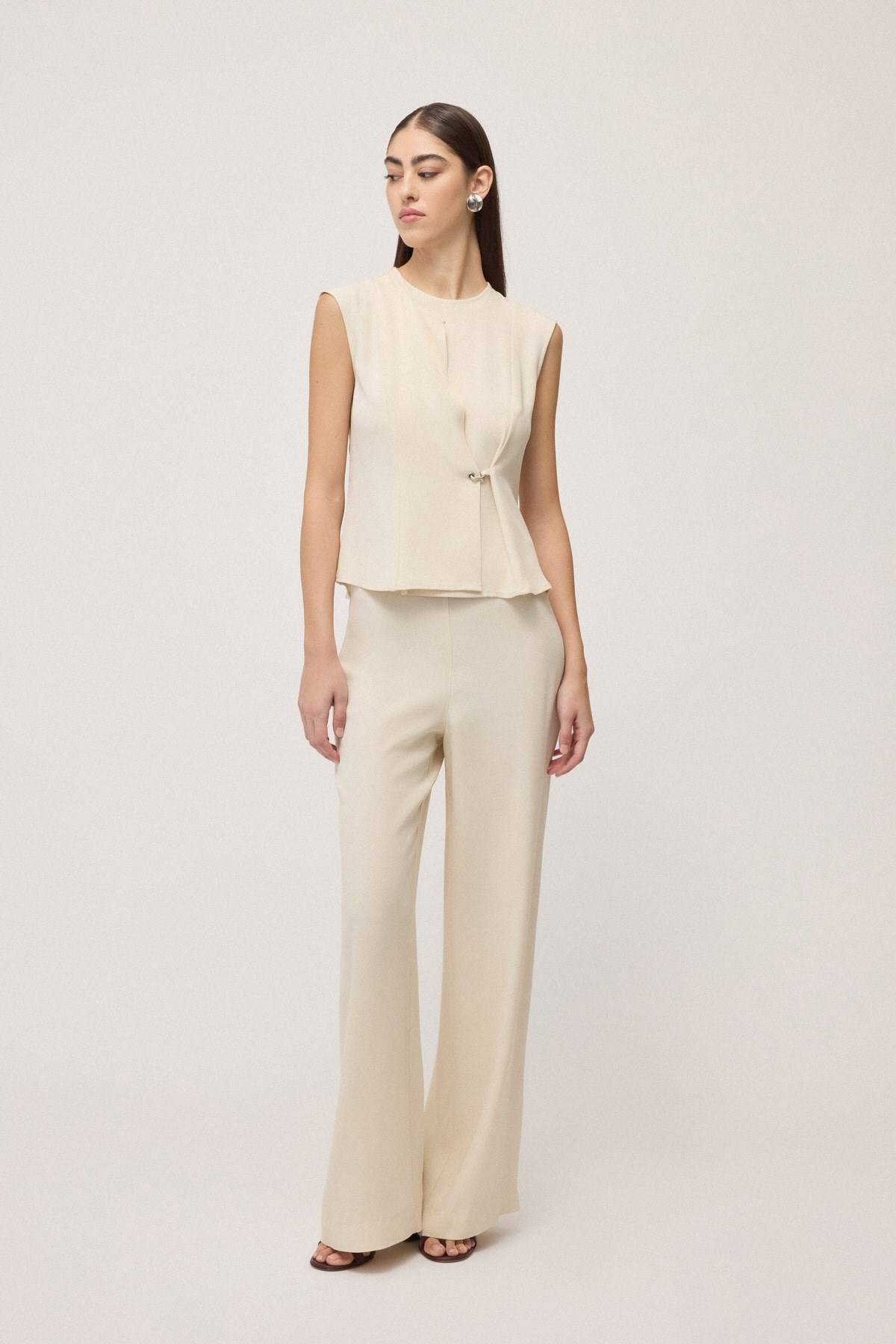 Top smanicato con anello Ottod’Ame Top smanicato con anello Ottod'Ame
