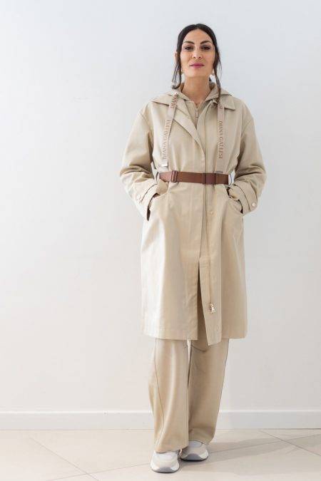 Trench con colletto e cinta Diana Gallesi (7)