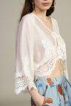 Blusa con maniche ampie e pizzo Dixie