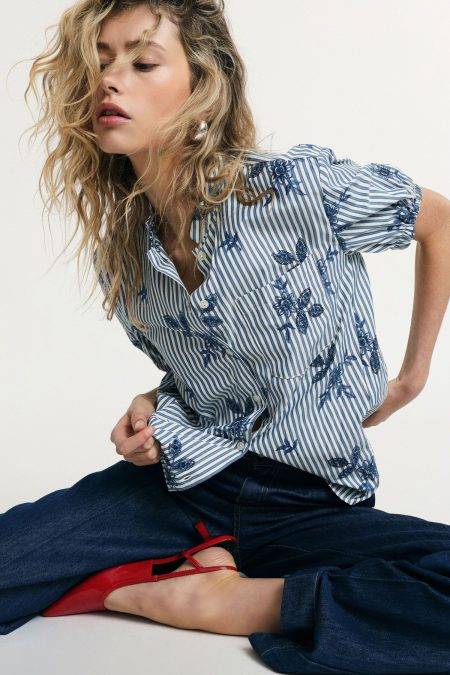 Camicia a righe con ricami Please