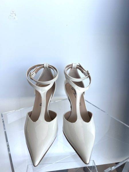 Decollette con cinturino Divine Follie (6)