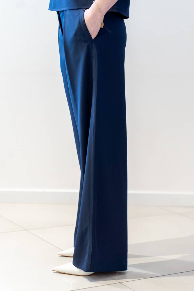 Pantaloni palazzo con elastico Diana Gallesi (7) Pantaloni palazzo con elastico Diana Gallesi (7)