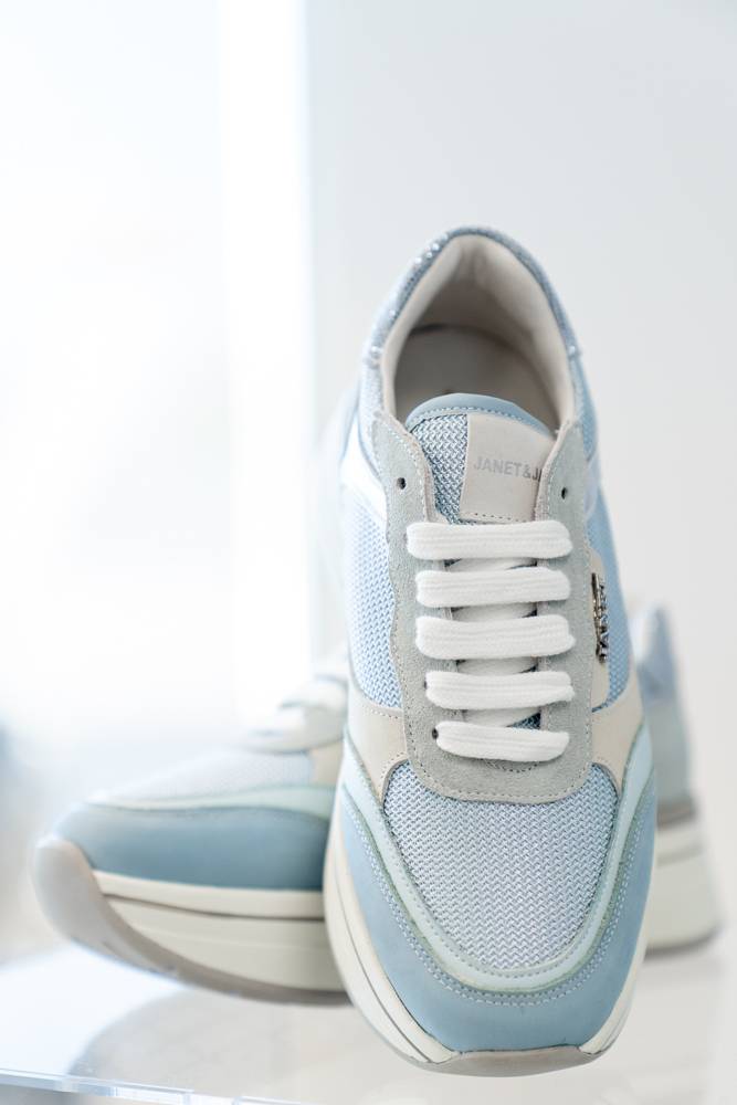 Sneakers con para e inserti laminati Janet & Janet (3) Sneakers con para e inserti laminati Janet & Janet (3)