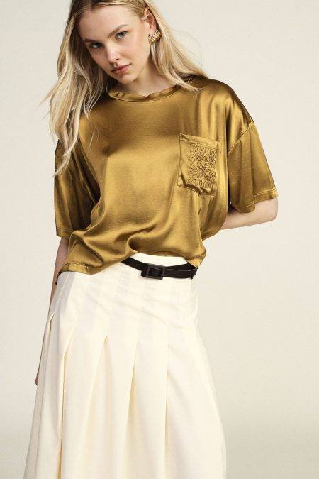 T shirt ampia con taschino e ricamo Dixie