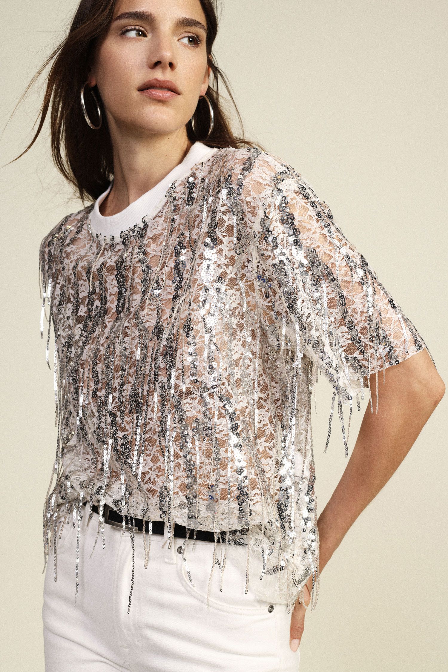 T shirt in pizzo con paillettes e frange Dixie T shirt in pizzo con paillettes e frange Dixie