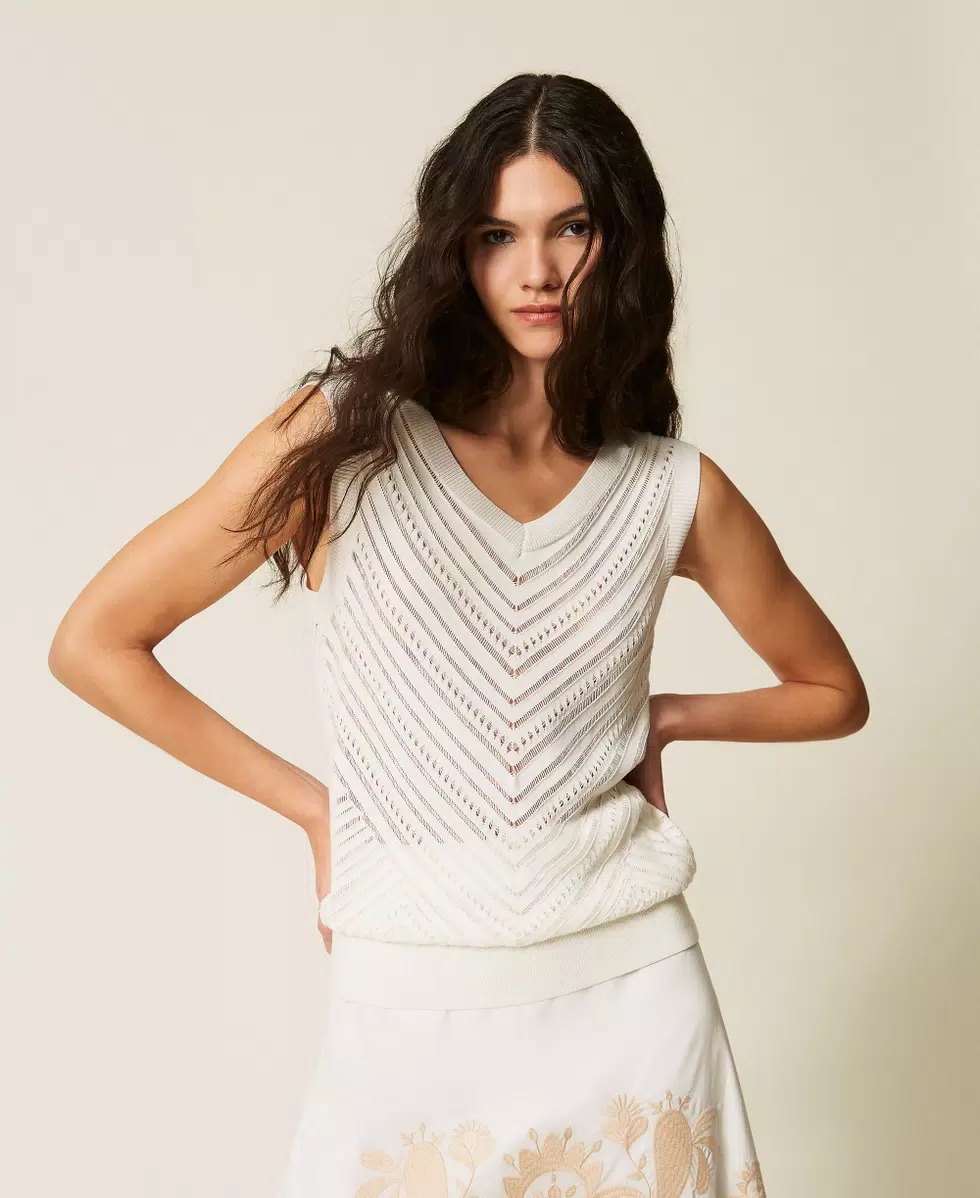Top in maglia punzonata chevron Twinset Actitude 0 Top in maglia punzonata chevron Twinset Actitude 0