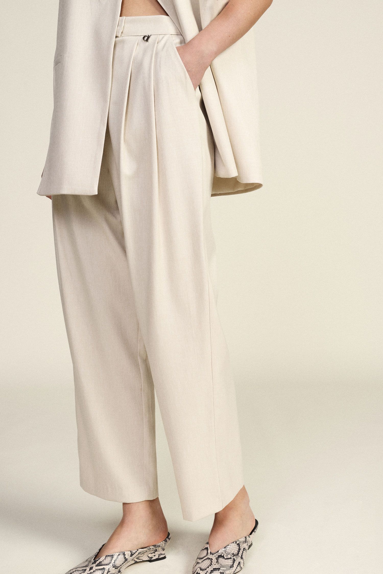 Trousers palazzo a vita alta con pinces Dixie 0 Trousers palazzo a vita alta con pinces Dixie 0