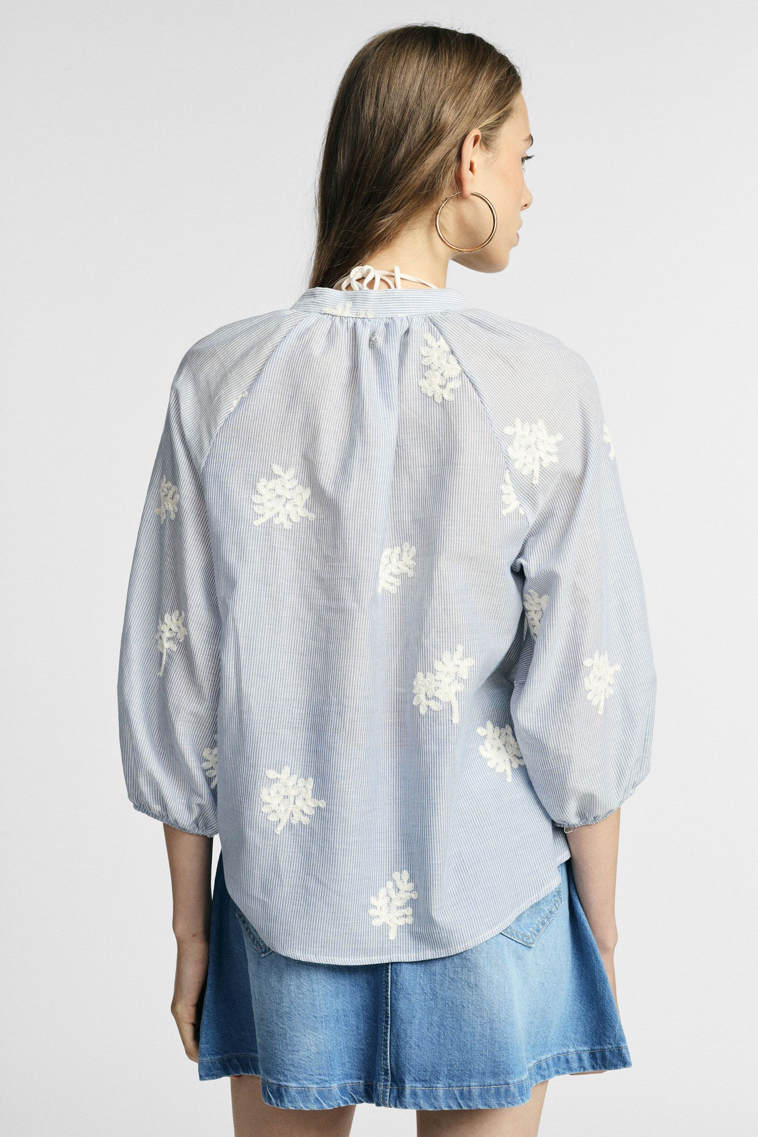 Blusa ampia a righe con motivo floreale Please 0 Blusa ampia a righe con motivo floreale Please 0